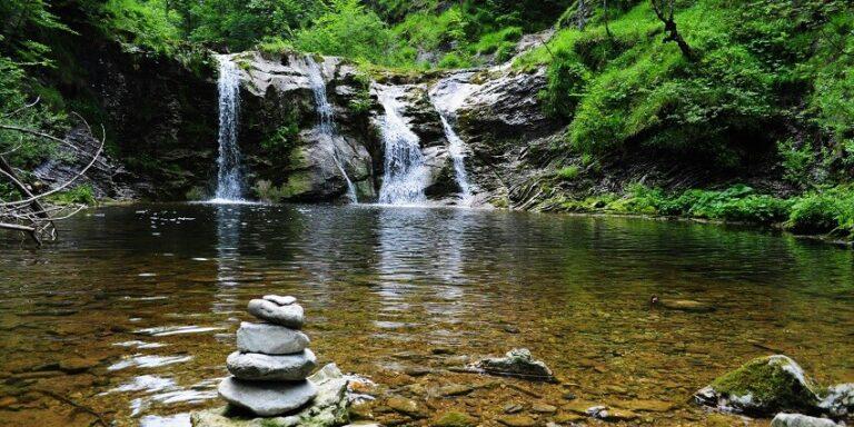 Madammakulam Waterfall View